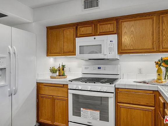 4th image of 13200 Pacific Promenade APT 416