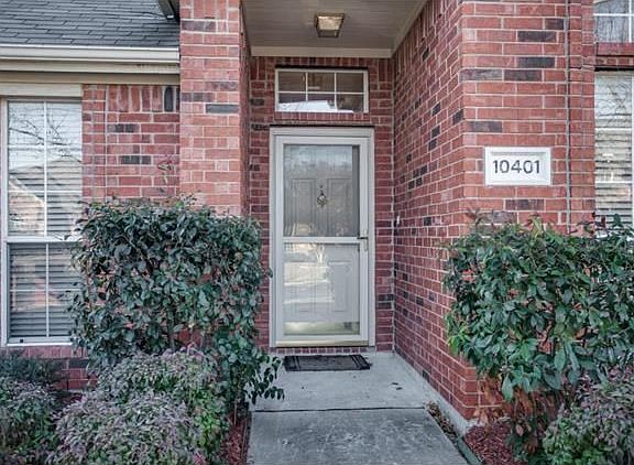 2nd image of 10401 Samantha Dr