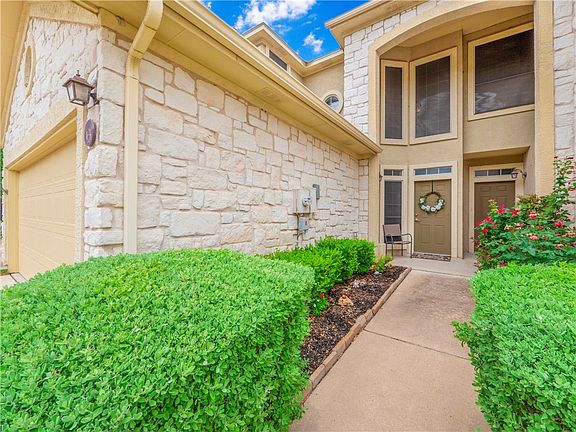 3rd image of 3300 Forest Creek Dr APT 13