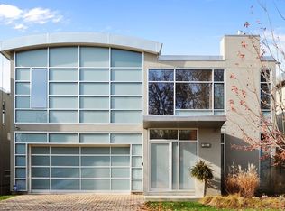 52 Prairie Ct, Highland Park, IL 60035
