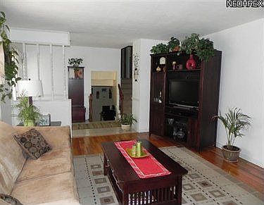 3rd image of 5481 Friar Cir
