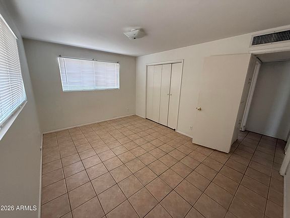 3rd image of 1617 E TURNEY Avenue