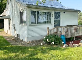 496 W Peck Rd, Peck, MI 48466
