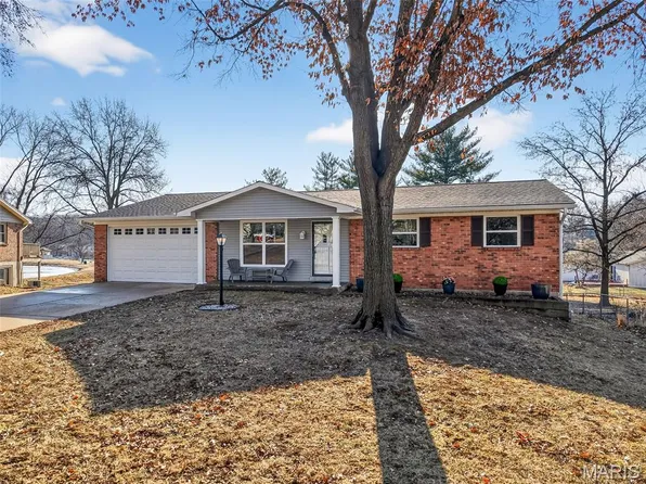 85 Atwater Dr, Saint Peters, MO 63376