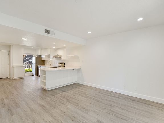 4th image of 3816 Southway Dr APT 101