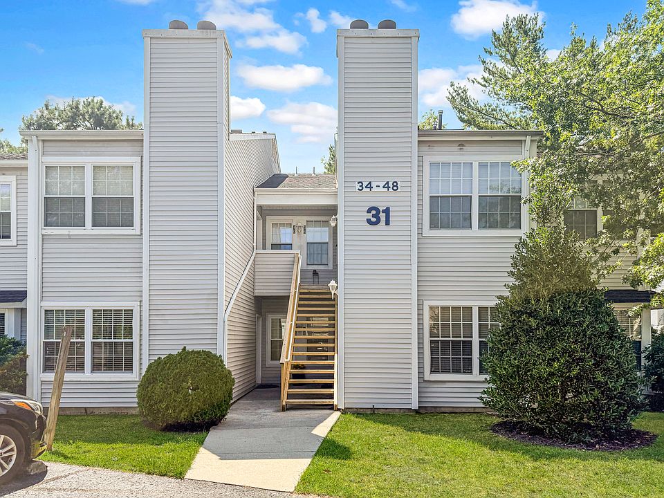 1st image of 38 Driftwood Ct #38
