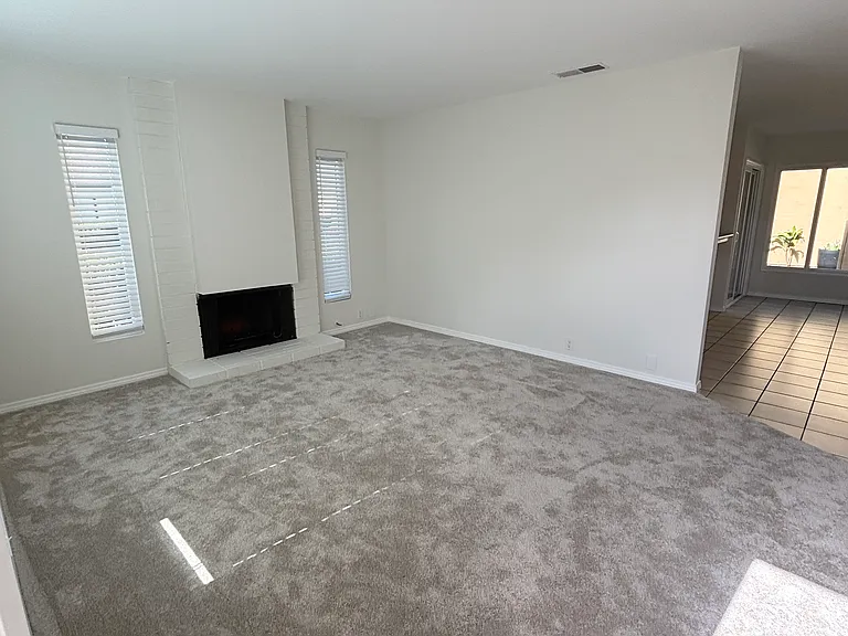 10531 Greenford Dr — Photo 2