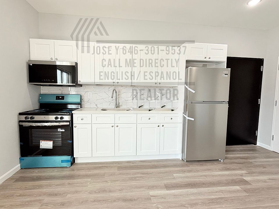 1st image of 453 Summer St #200