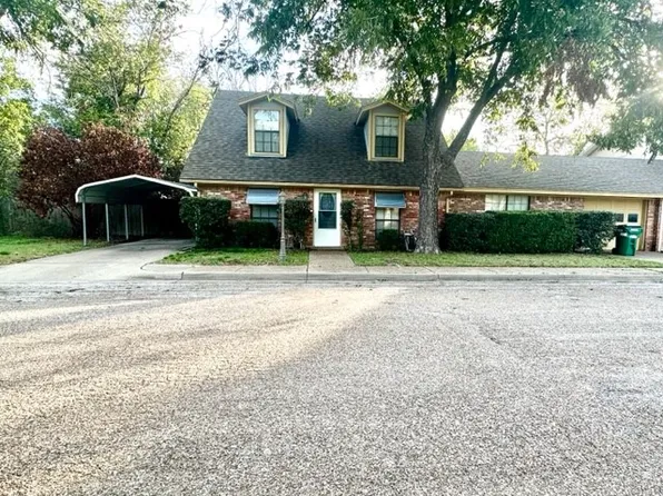 406 S Monroe St, Mc Gregor, TX 76657