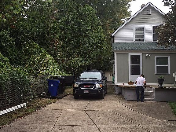 3rd image of 3404 E 71st St