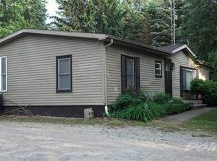 3588 Bittersweet Dr, Columbiaville, MI 48421