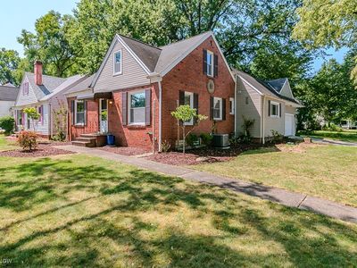 1216 Homestead Rd, South Euclid, OH, 44121