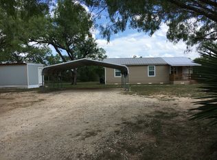 309 East Avenue St E, Christine, TX 78012