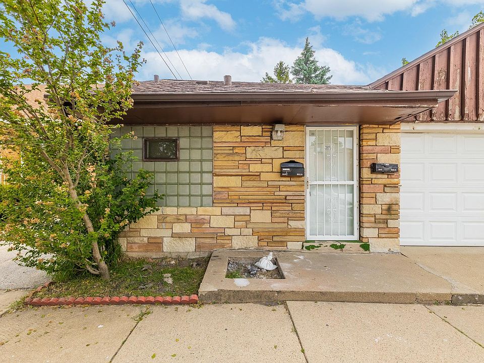 1st image of 3845 Euclid Ave #1