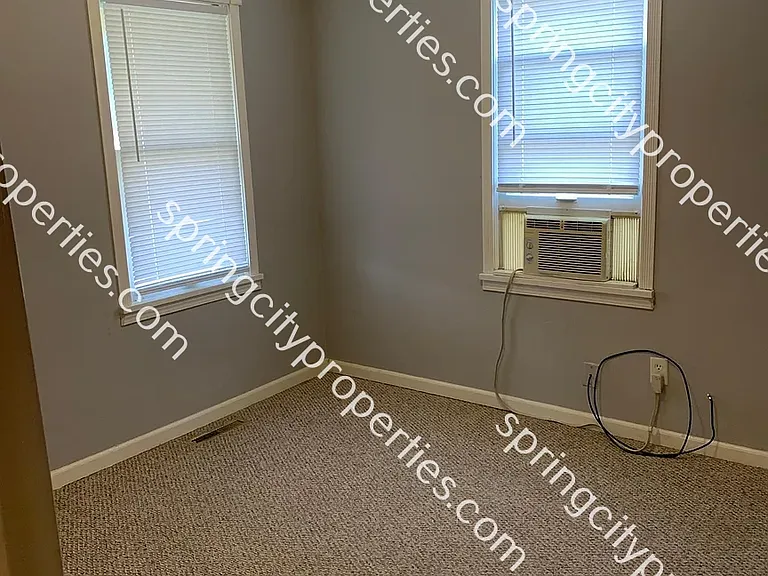 119 W Pine St — Photo 15