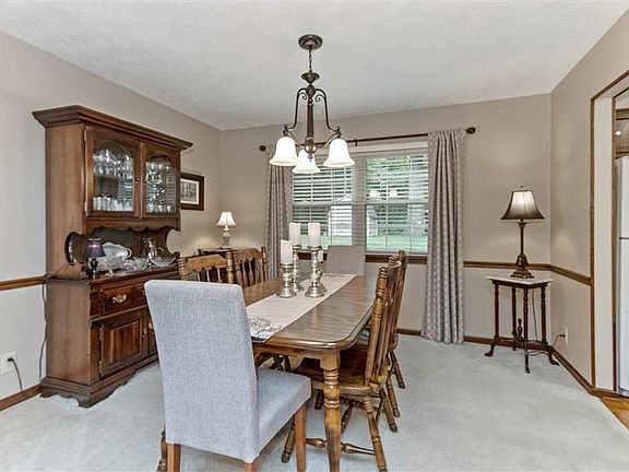 5th image of 8229 Oil Creek Ct