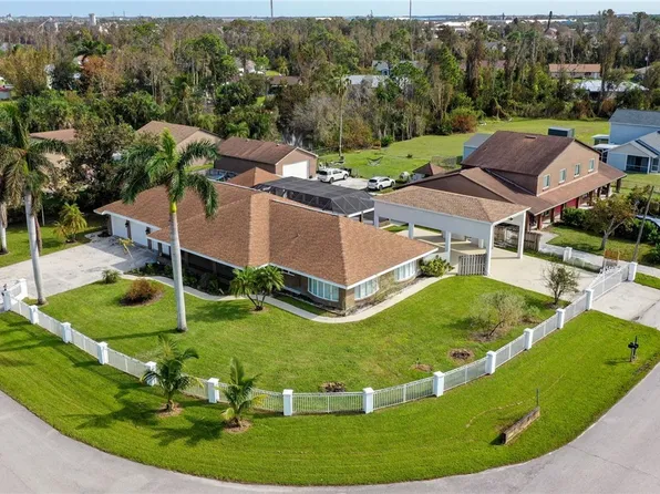 17435 W Carnegie Cir, Fort Myers, FL 33967