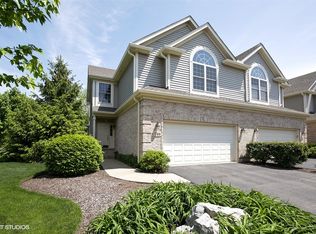 740 Juniper Ln, Lake In The Hills, IL 60156