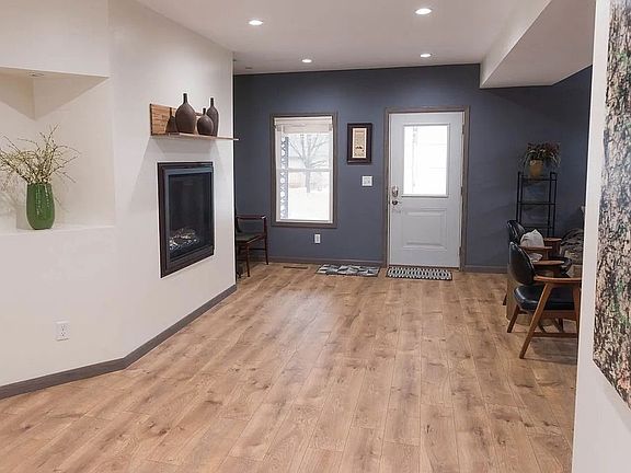 Main Floor Entry