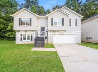 8278 Parkwood Pl, Jonesboro, GA 30238