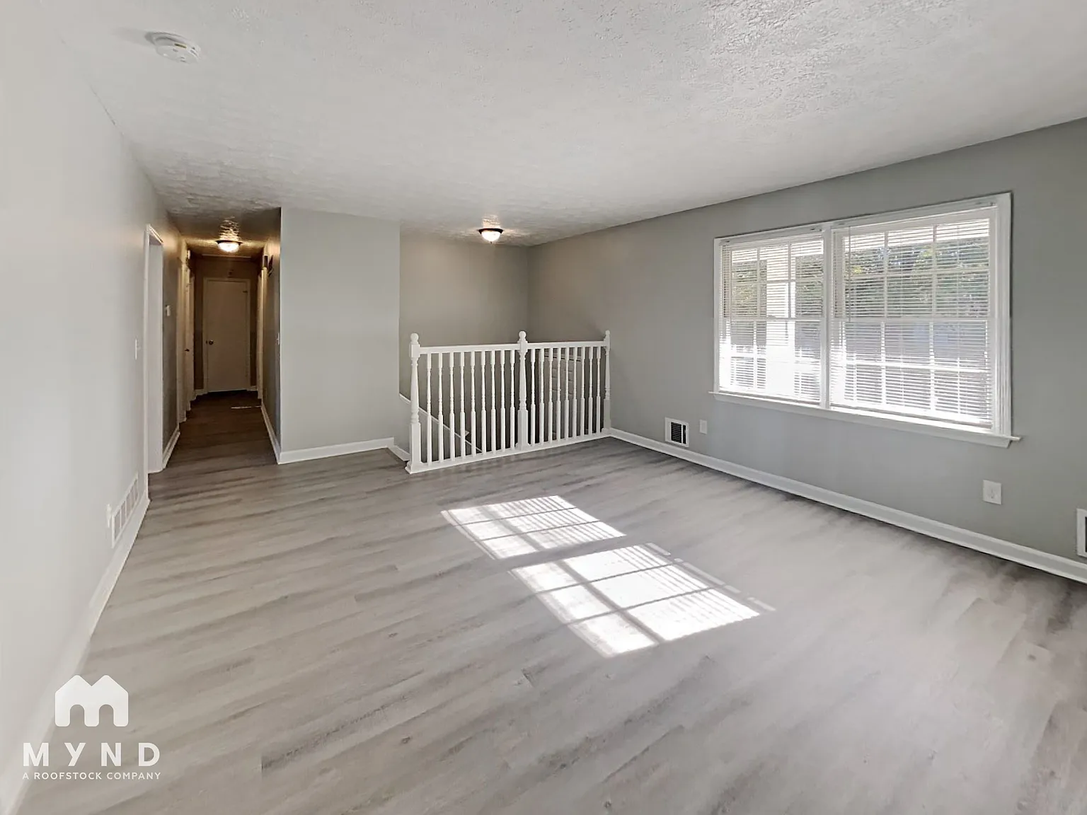 4 bed, 2.0 bath, 1242 sqft, $2,130 — Photo 4