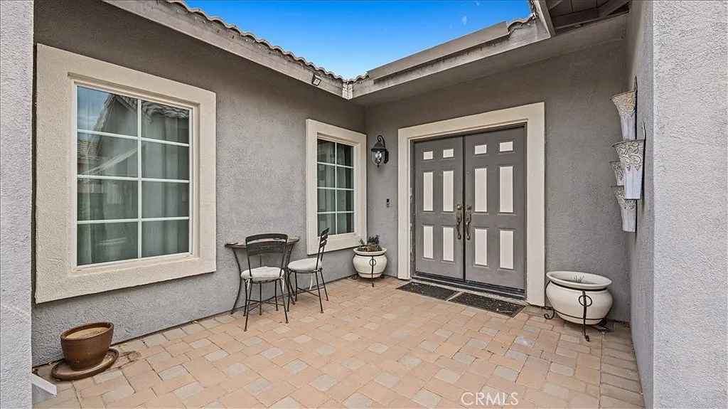 3 bed, 1432 sqft, $2,550 — Photo 3
