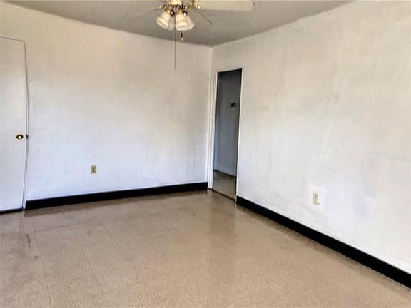 3rd image of 444 Westwood Dr
