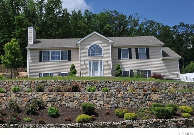 1st image of 50 Waring Dr