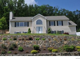 50 Waring Dr, Carmel, NY 10512