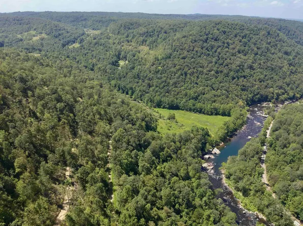 Ridge Ln, Belington, WV 26250