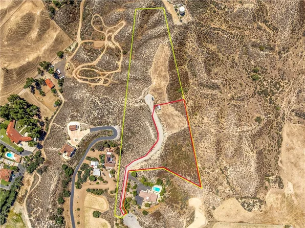 4020 Charlton Ave #9, Hemet, CA 92544