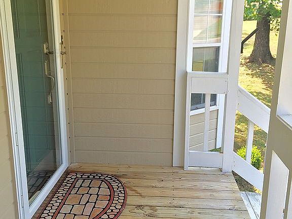 Front door/Bay Window (side)