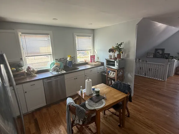 64 W Friendship St Floor 3, Providence, RI 02907