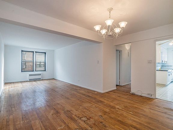3rd image of 83-05 98th St #3g-apt 3G