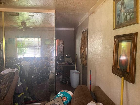 5th image of 1716 E CHELSEA STREET