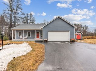 18 Hickory Dr, Wiscasset, ME 04578
