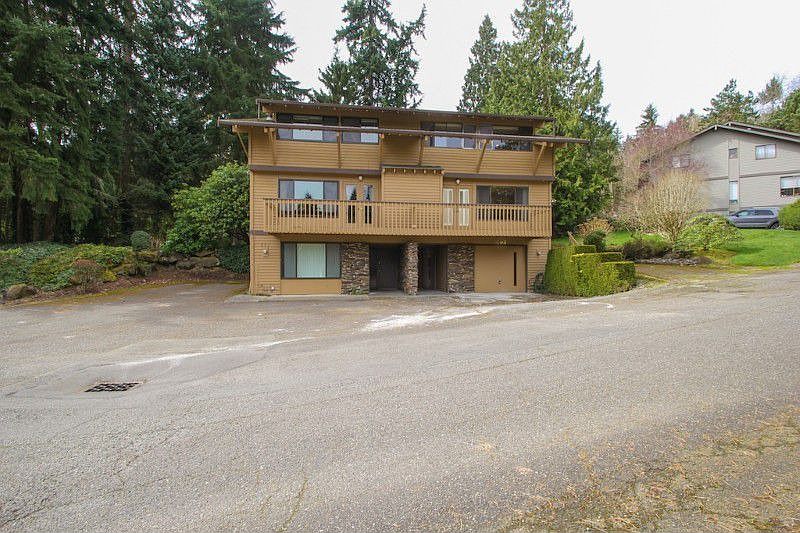 1st image of 203 168th Ave NE