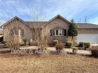 848 Castleberry Ct, Vass, NC 28394