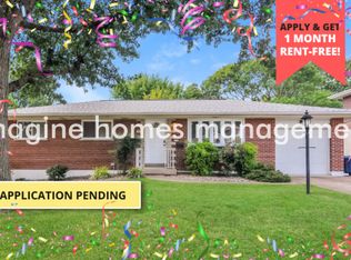 2213 Rainbow Dr, Saint Louis, MO