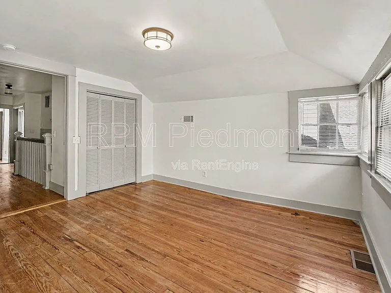 931 Oglethorpe Ave SW — Photo 16