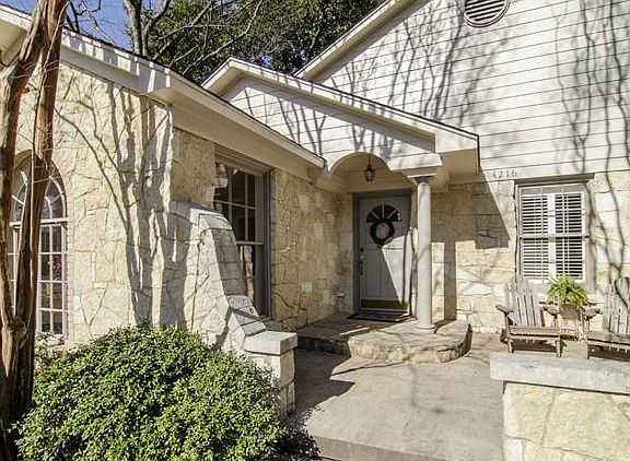 2nd image of 4216 Greenbrier Dr