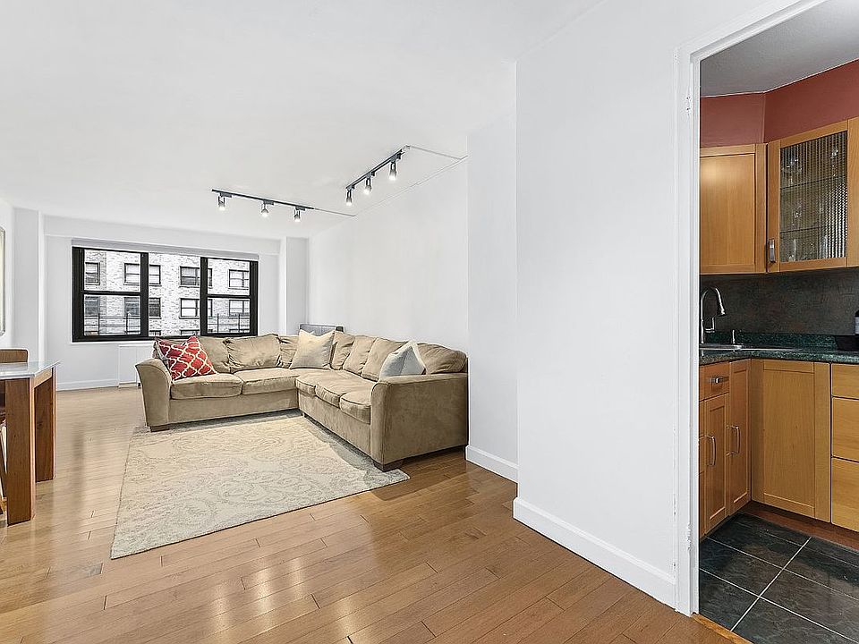 1st image of 220 E 57th St APT 11E