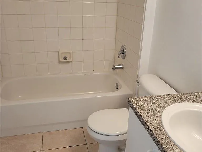 5005 Wiles Rd #108 — Photo 19