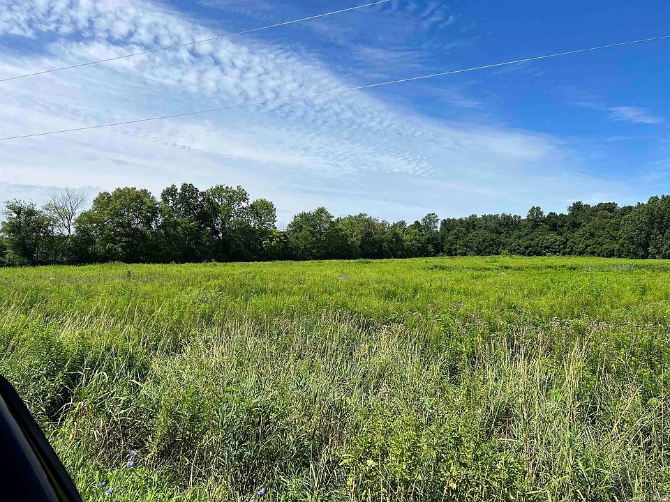 2nd image of 60299 Locust Rd