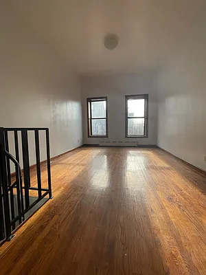 Rented by Aegis Realty Management Corp | media 15