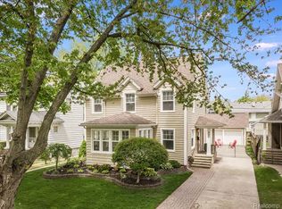 426 W Hudson Ave, Royal Oak, MI