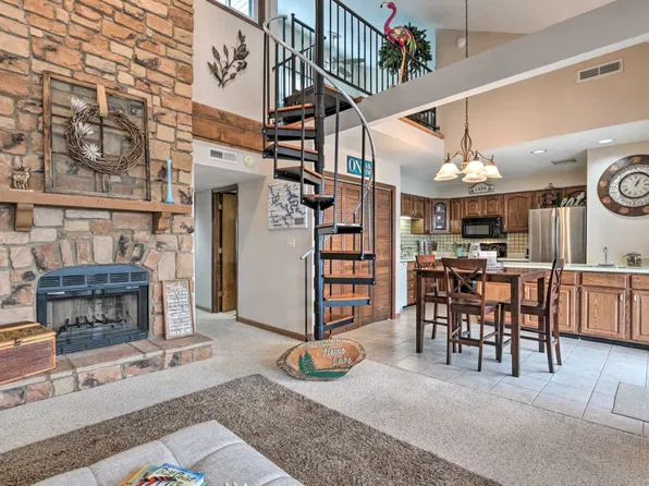 1113 Passover Rd Unit 7, Osage Beach, MO 65065