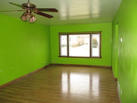2nd image of 12755 Irving Ave