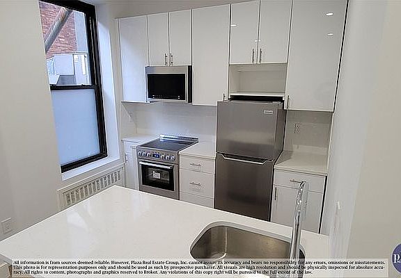 3rd image of 882 Lexington Ave APT 2A