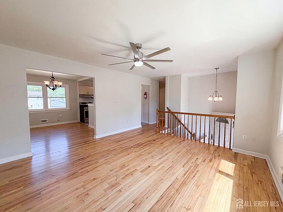 3rd image of 19 Central Ave